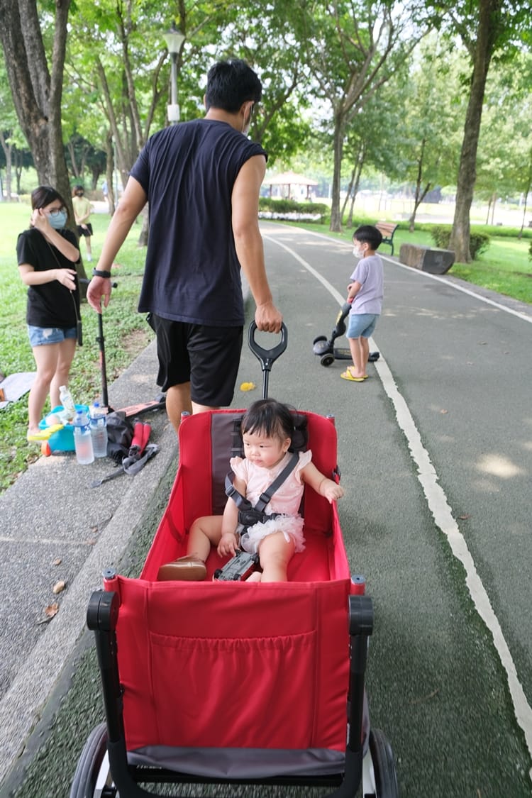 ▎限量團購▎讓男孩們瘋狂的美國B.toys 副牌Wonder Wheels玩具車。Driven系列工程車。Radio Flyer 系列車款