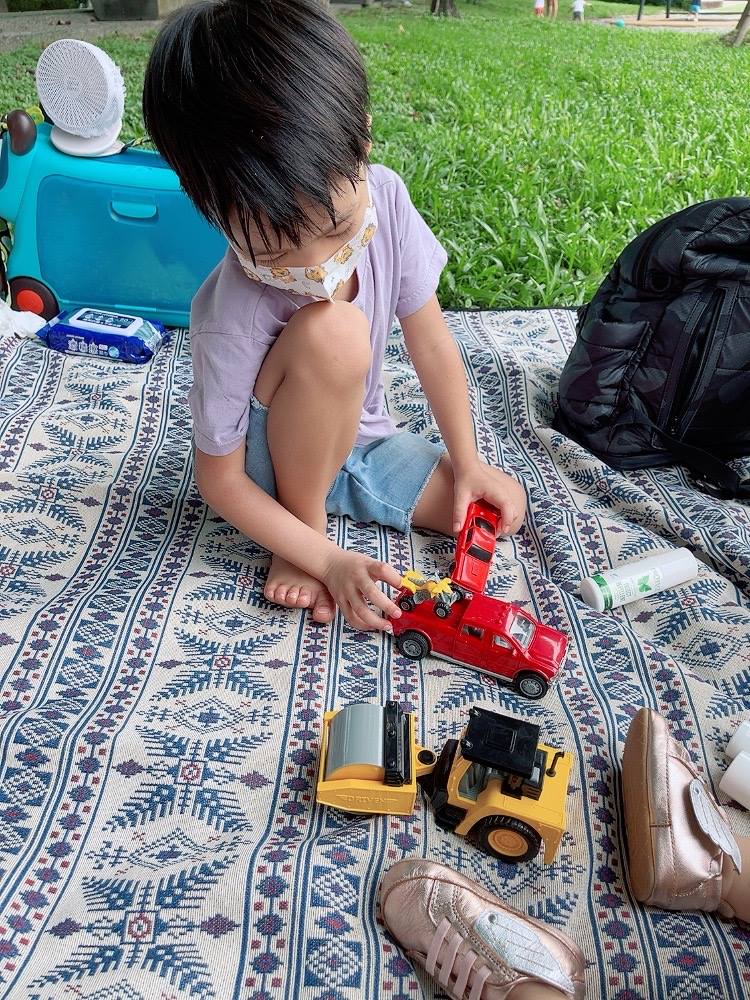 ▎限量團購▎讓男孩們瘋狂的美國B.toys 副牌Wonder Wheels玩具車。Driven系列工程車。Radio Flyer 系列車款