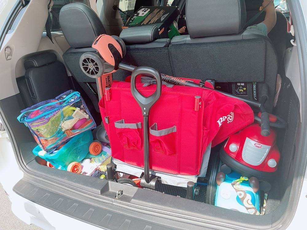 ▎限量團購▎讓男孩們瘋狂的美國B.toys 副牌Wonder Wheels玩具車。Driven系列工程車。Radio Flyer 系列車款