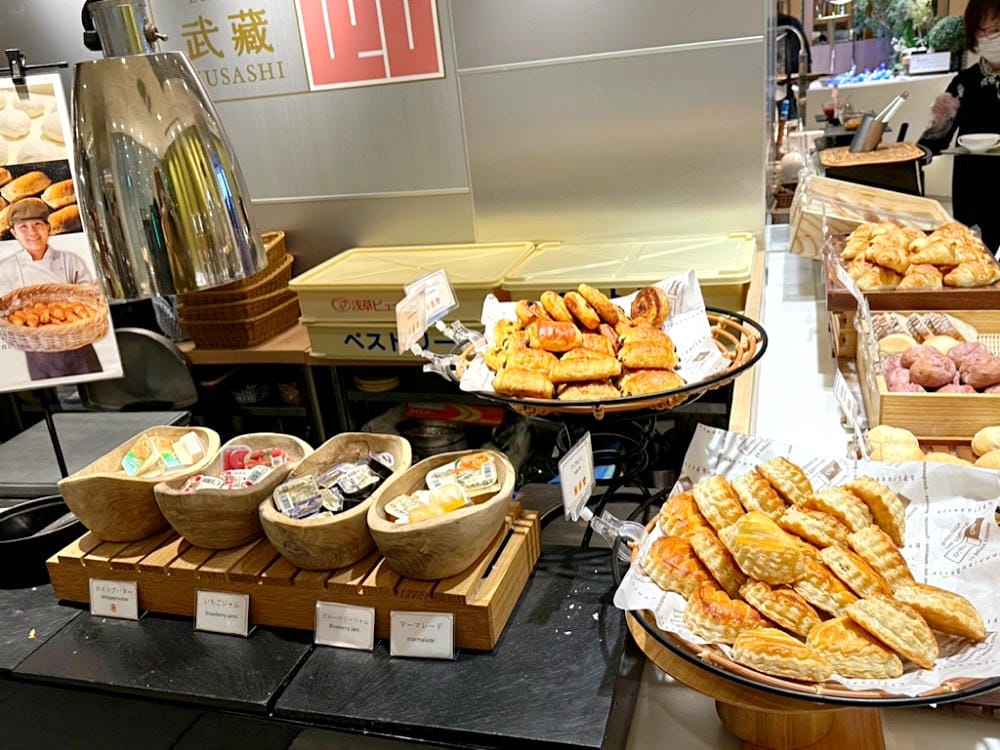 ▌2023東京住宿推薦▌2023淺草豪景飯店，躺在床上就能欣賞到晴空塔