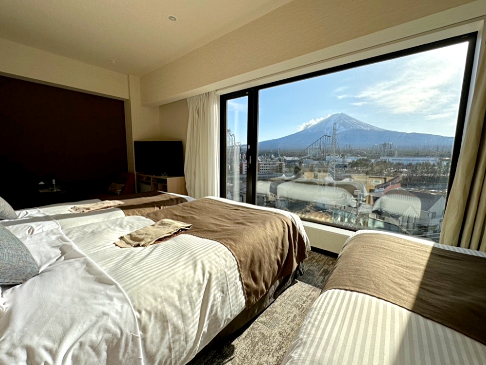 ▌2023河口湖住宿推薦▌MYSTAYS富士山展望温泉酒店。躺在床上就看得到世界級美景，頂樓大浴場邊泡湯邊看富士山