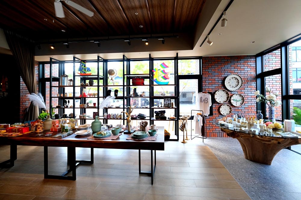 ▌2023沖繩新飯店推薦▌美國村北谷MB時尚酒店2022新開幕 。飯店旁就是琉球牛燒肉，近美國村、日落大道