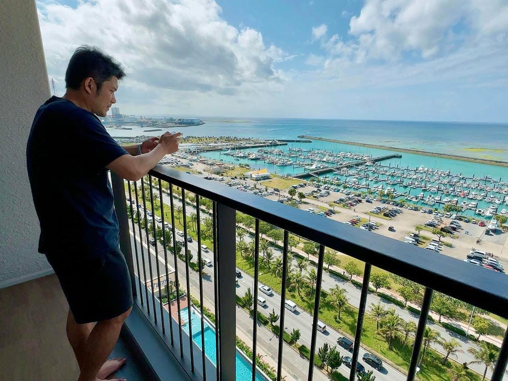 ▌沖繩住宿推薦▌2022新開幕。沖繩王子宜野灣海景大飯店。兩座絕美無邊際泳池