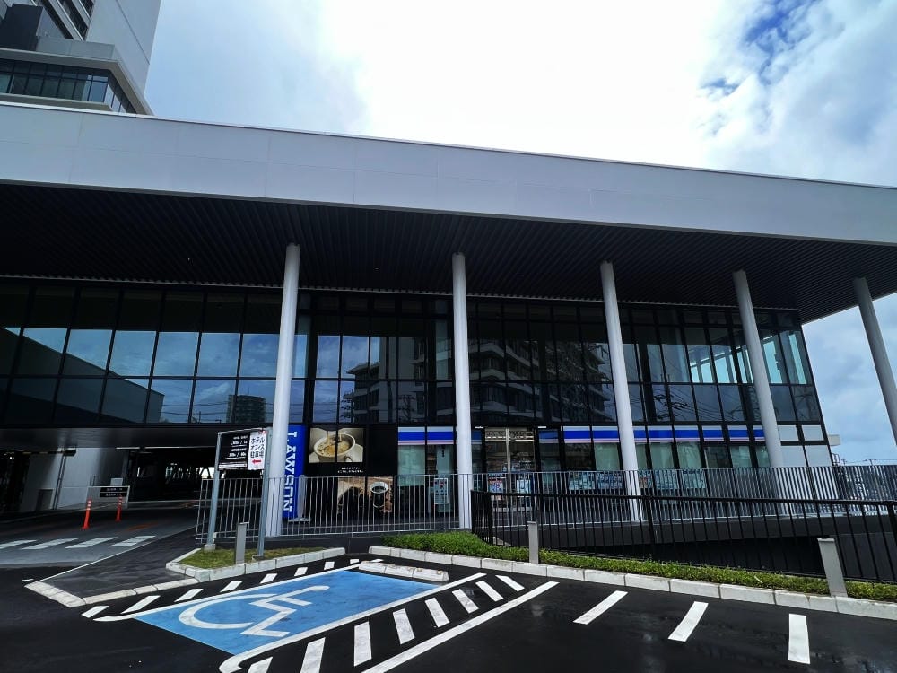 ▌2023沖繩飯店推薦▌HOTEL Ala COOJU OKINAWA。無邊際泳池。距離沖繩最大賣場PARCO CITY八分鐘