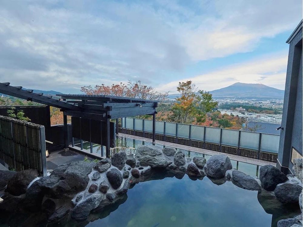 ▌2023河口湖住宿推薦▌住過的河口湖飯店精選。房間就可看見富士山/逆富士美景