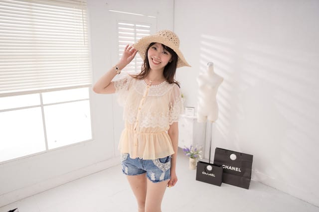 【穿搭】第一次棚拍好新鮮♥5月Gini Shop美到翻 ♥玩色夏天.繽紛度假去