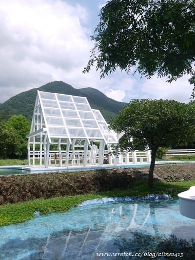 【北部景點】以為在國外? 超夢幻水教堂&熱門婚紗景點♥ 淡水˙大屯花卉農場♥