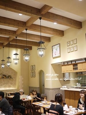 【東區下午茶】彷彿置身普羅旺斯般♥南法風情~  L'OCCITANE Cafe 歐舒丹咖啡♥