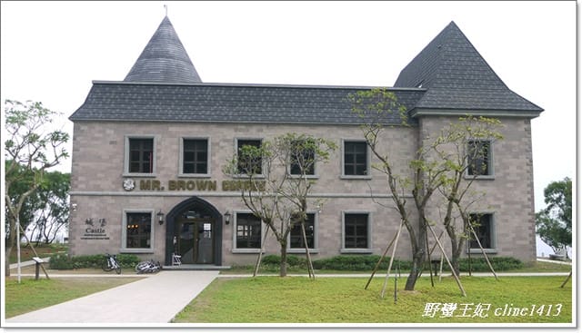 ▌宜蘭景點▌霧濛濛的金車城堡咖啡館