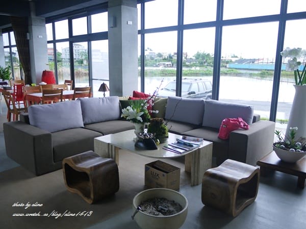 【幸福小旅行】除了美景.還有媲美飯店級的夢幻午茶與精緻早餐♥宜蘭.留白水岸會館♥