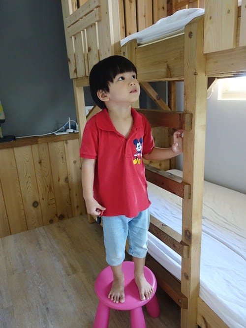 ▌宜蘭民宿▌童話般的樹屋在房裡♥窩久久民宿♥小孩們瘋狂的親子民宿