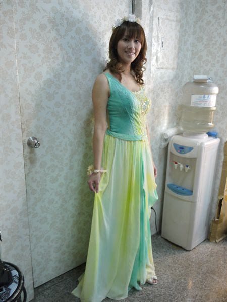 【分享】結婚四週年˙全家福側拍花絮&結婚舊照大公開