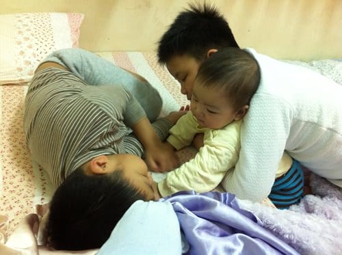 ▌三寶媽碎碎念▌野蠻小王子♥七個月♥ 黏ㄒㄒ.嚴重分離焦慮症