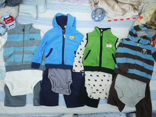 ▌三寶媽碎碎念▌阿母失心瘋 ♥男寶寶也有滿床戰利品♥ 小王子小小穿搭秀