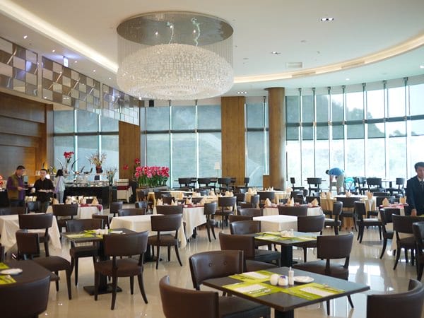 ▌墾丁住宿▌太夢幻! 360度無敵海景下午茶♥墾丁H會館UFO Lounge♥極致享受