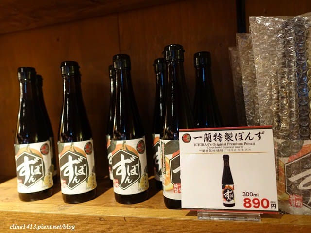 ▌日本必吃美食▌♥一蘭拉麵道頓堀店屋台館♥日本最大一蘭分店、屋台邊吃邊聊真方便(24小時營業、販賣伴手禮)