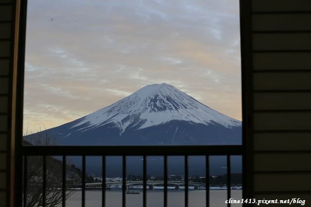 ▌河口湖住宿推薦▌房間就可以看到富士山美景♥湖舞家♥CP值超高、一晚台幣三千元(一泊二食也很划算)逆富士美景/東京自由行