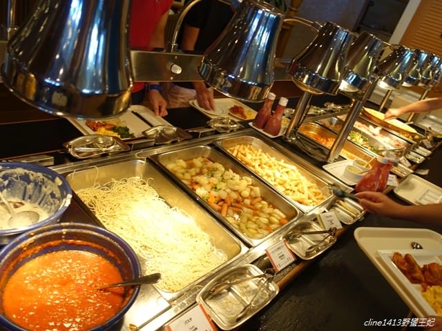 ▌沖繩住宿推薦▌高CP值海景飯店♥麗山海景皇宮渡假酒店。谷茶灣Rizzan Sea-Park Hotel♥有私人沙灘的親子海景飯店