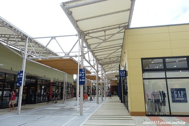 ▌沖繩自由行▌沖繩血拚必訪♥Outlet Mall Ashibinaa 奧特萊斯購物中心 ♥鄰近OTS租車、距那霸機場約15分鐘