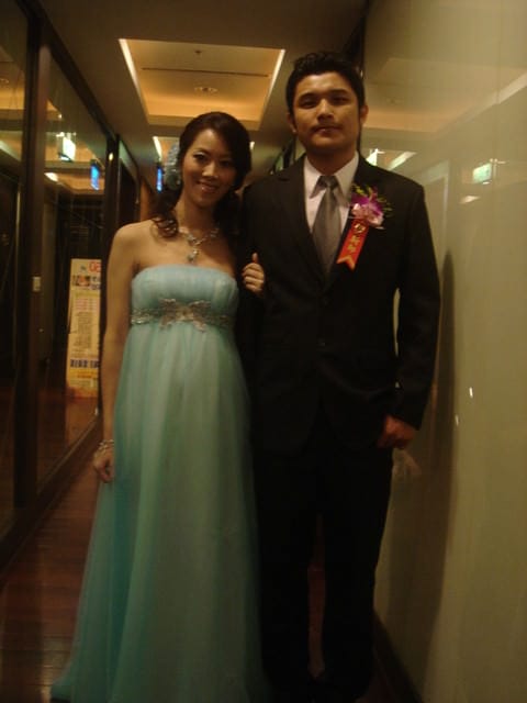 【分享】結婚四週年˙全家福側拍花絮&結婚舊照大公開