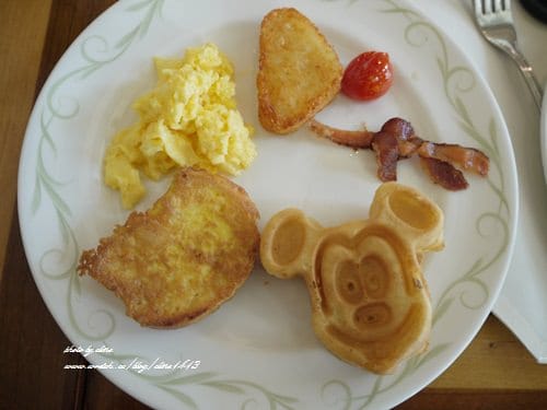 ▌香港飯店推薦 ▌大人小孩都嗨翻天! 香港迪士尼樂園酒店之環境與美食