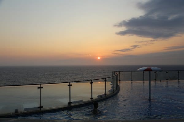 ▌墾丁住宿▌美到爆 ! 不用出國就能欣賞到這樣的無敵海景♥墾丁H Resort H會館♥