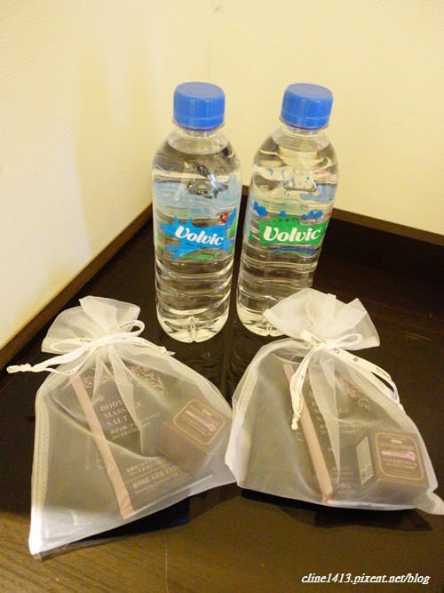 ▌福岡住宿推薦▌♥Hotel Forza Hakata飯店♥離博多車站一分鐘、飯店新穎、房間有按摩椅&對面有便利商店