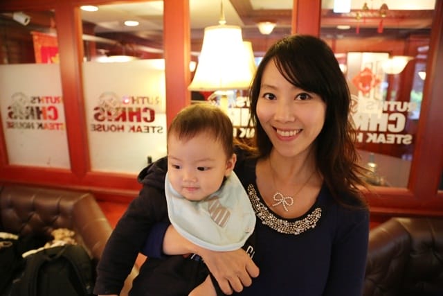 ▌台北美食▌期待已久的生日大餐♥Ruth's Chris 茹絲葵牛排&夢幻禮物CANON 6D♥