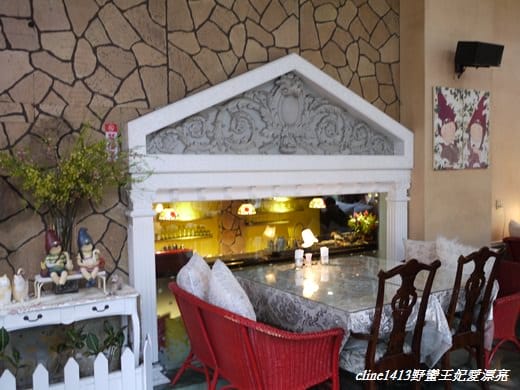 ▌宜蘭民宿▌羅馬建築˙宜蘭SoCat 貓腳印美食民宿~