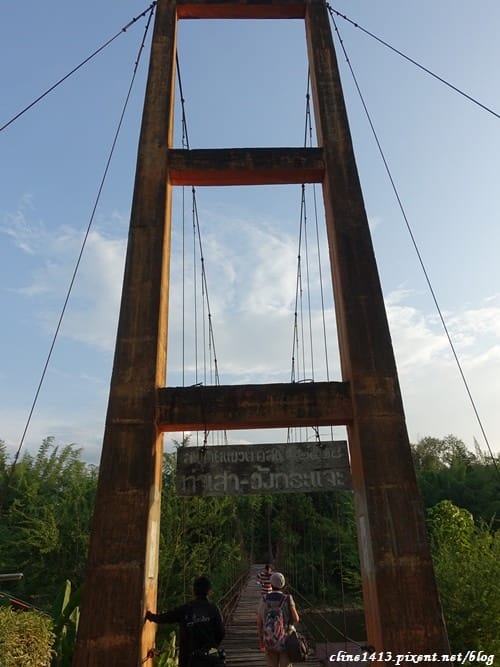 ▌泰國。北碧府▌來去桂河住一晚♥桂河木筏精品度假村Boutique Raft Resort River Kwai♥難忘的泰國水上屋初體驗