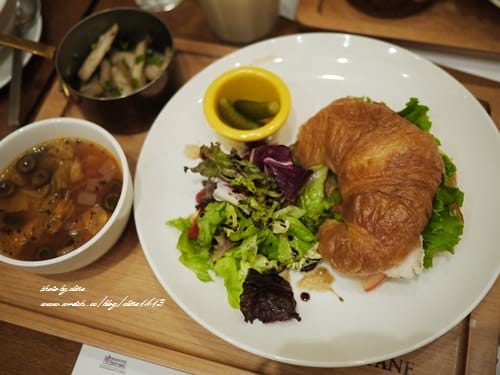 【東區下午茶】彷彿置身普羅旺斯般♥南法風情~  L'OCCITANE Cafe 歐舒丹咖啡♥