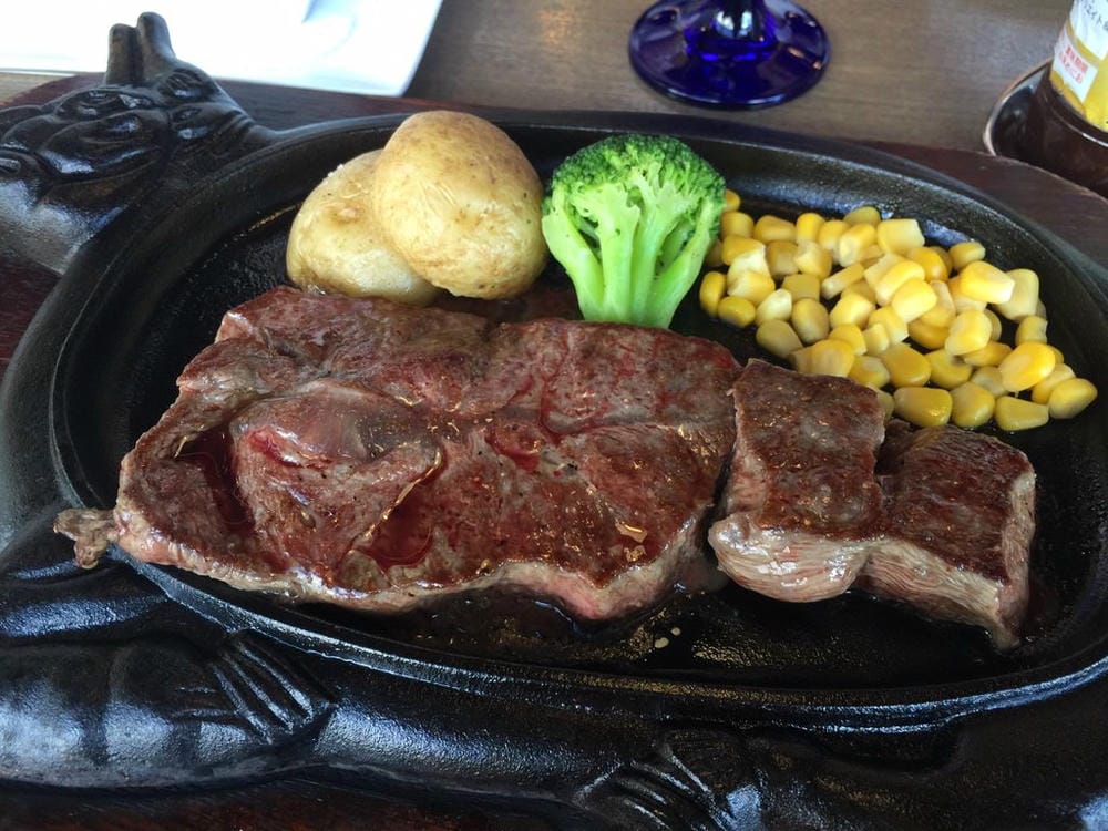 ▌沖繩國際通美食▌♥Steak Dining 88 松尾店 ♥ 輕鬆時尚品嚐沖繩頂級牛排是