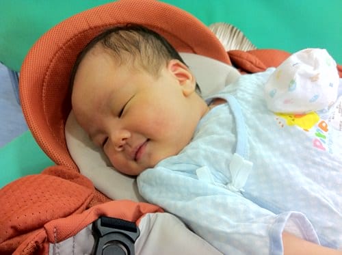 ▌三寶媽碎碎念▌♥ 我的小情人 ♥ 野蠻小王子雙滿月囉