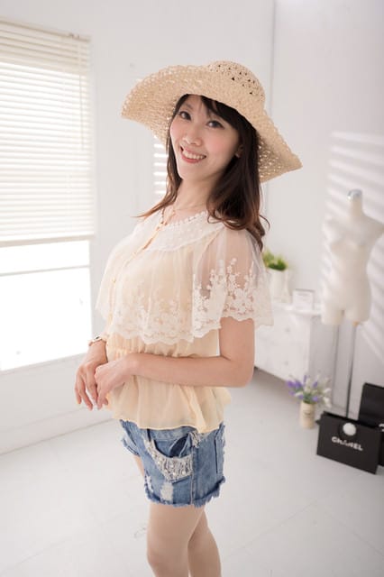 【穿搭】第一次棚拍好新鮮♥5月Gini Shop美到翻 ♥玩色夏天.繽紛度假去