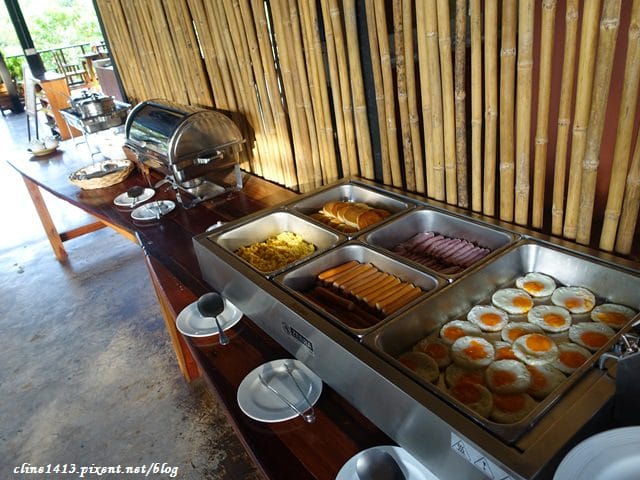 ▌泰國。北碧府▌來去桂河住一晚♥桂河木筏精品度假村Boutique Raft Resort River Kwai♥難忘的泰國水上屋初體驗
