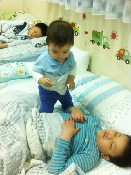 ▌三寶媽碎碎念▌現煮得更好吃!! 10M副食品&營養滿分 ♥雞肉蔬菜粥,熬湯底,馬鈴薯蘋果泥來囉 ♥