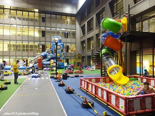 ▌宜蘭住宿▌親子度假首選♥蘭城晶英酒店。芬朵奇堡♥跨年倒數好好玩！闖關抽中大獎iphone 6s(內有精彩活動&抽獎影片)