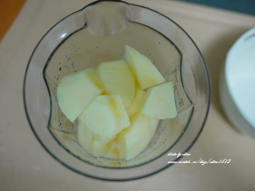 【6M】小王子的第一口副食品♥Cuisinart CSB-77TW手持式攪拌棒♥作副食品一定要有的小幫手!