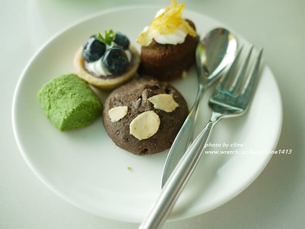 ▌墾丁住宿▌太夢幻! 360度無敵海景下午茶♥墾丁H會館UFO Lounge♥極致享受