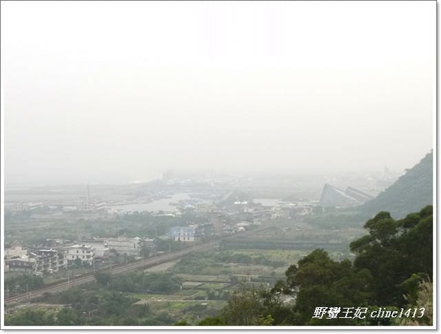 ▌宜蘭景點▌霧濛濛的金車城堡咖啡館