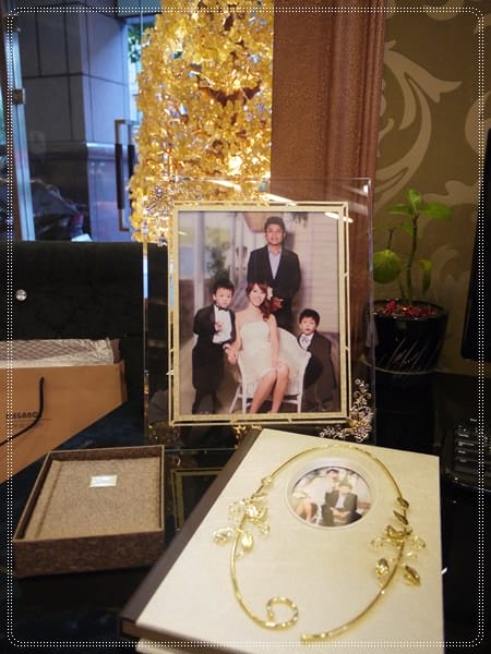 ▌三寶媽碎碎念▌♥結婚四週年【全家福】♥