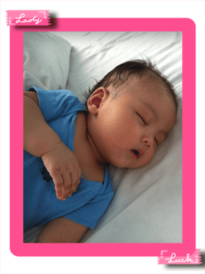 ▌三寶媽碎碎念▌小王子四個月囉!超可愛的收涎餅乾♥NIJI cupcake♥給他吃甜甜