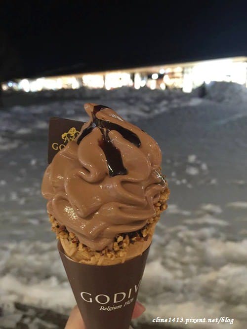 ▌東京近郊購物景點▌超好逛超好買♥輕井澤王子Outlet ♥園區攻略、行李寄放、交通方式(除了Le Creuset，這裡也有達菲熊)