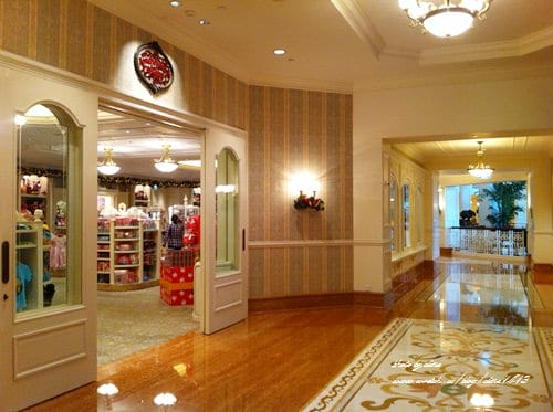 ▌香港飯店推薦 ▌大人小孩都嗨翻天! 香港迪士尼樂園酒店之環境與美食