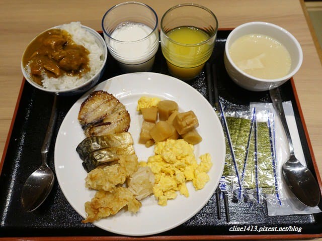 ▌福岡住宿推薦▌♥Hotel Forza Hakata飯店♥離博多車站一分鐘、飯店新穎、房間有按摩椅&對面有便利商店