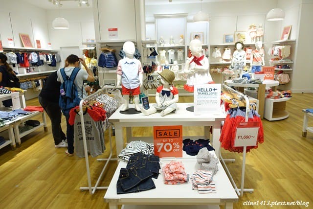 ▌沖繩自由行▌沖繩血拚必訪♥AEON MALL Okinawa Rycom ♥沖繩最新最大購物中心(有超大水族箱、部分店家可退稅)