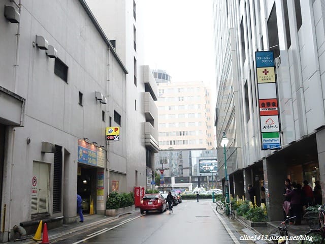 ▌福岡住宿推薦▌♥Hotel Forza Hakata飯店♥離博多車站一分鐘、飯店新穎、房間有按摩椅&對面有便利商店