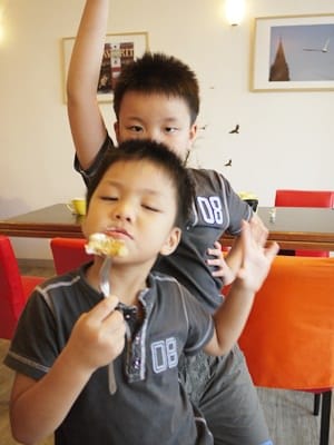 【宜蘭下午茶】巷弄裡的寧靜時光♥小熊書房神農店♥