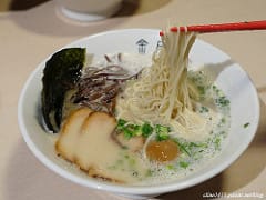 ▌日本必吃美食▌博多運河城♥一蘭拉麵♥ 像便當盒一樣的方形碗”重箱”好吸睛