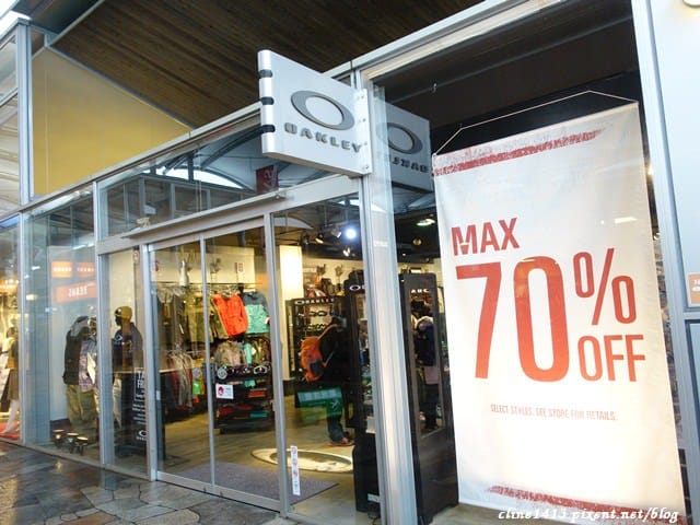 ▌東京近郊購物景點▌超好逛超好買♥輕井澤王子Outlet ♥園區攻略、行李寄放、交通方式(除了Le Creuset，這裡也有達菲熊)